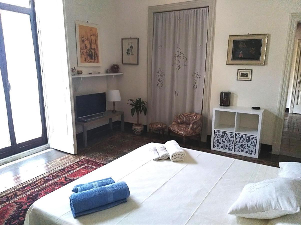 L'Oasi Di Sofia Appartamento Turistico Etnea Cavour Bellini Catânia Exterior foto