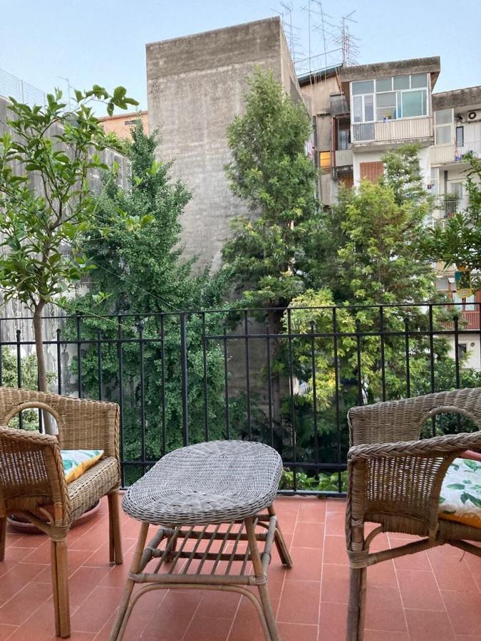 L'Oasi Di Sofia Appartamento Turistico Etnea Cavour Bellini Catânia Exterior foto